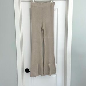 Abercrombie & Fitch Rib Knit High Waisted Flare Pants Size M